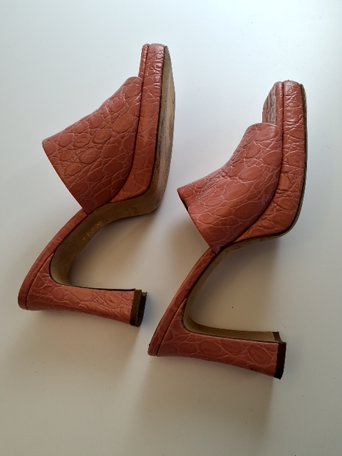 BY FAR Sandal